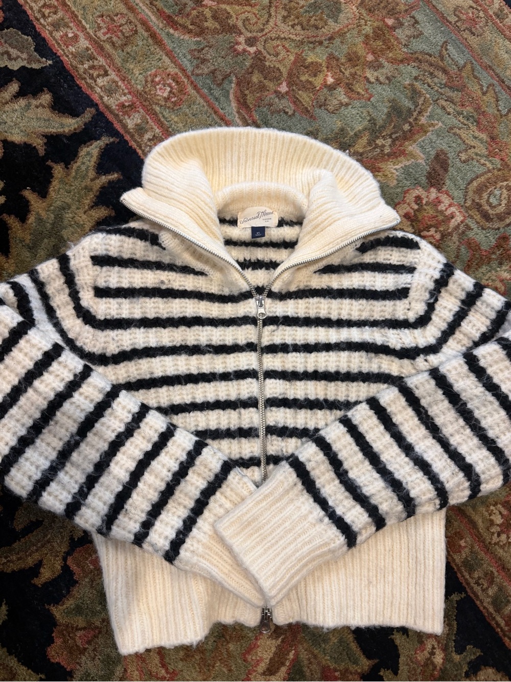 Universal Thread Cream & Black Striped Zip Sweater Cardigan